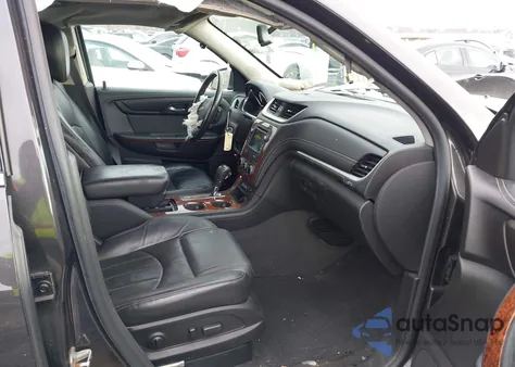 2013 Chevrolet Traverse Ltz z USA, uszkodzony, nr VIN 1GNKVLKD6DJ189742